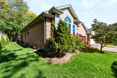 448 Commissioners Road E 6, London South, On N6c 2t7