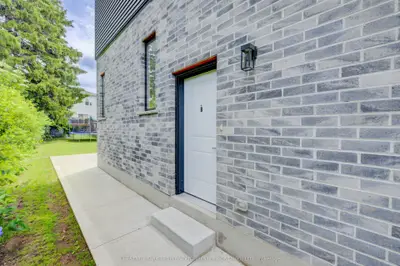 35 Second Avenue B, Kitchener, On N2c 1n4