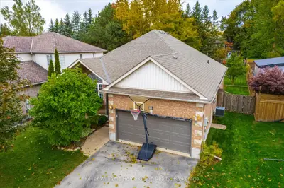 86 York Street E, Centre Wellington, On N0b 2k0
