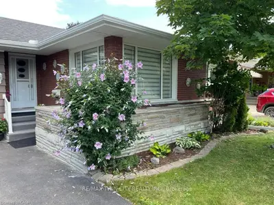 88 Bond Street, Kitchener, On N2h 4s5