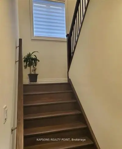 2579 Sheffield Boulevard 21, London South, On N6m 0g4