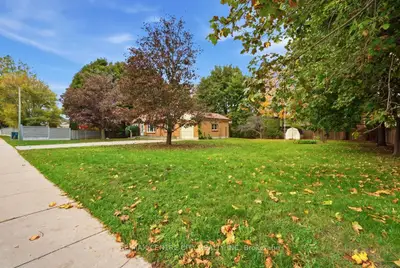 984 Fanshawe Park Road E, London North, On N5x 0k9