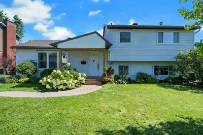 5 Mcmurdo Court, Cityview - Parkwoods Hills - Rideau Shore, On K2e 5v8