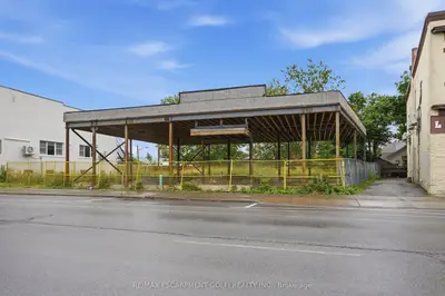 49 Division Street, Welland, On L3b 3z5