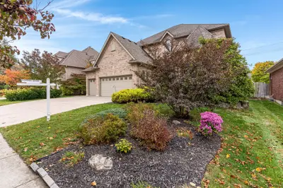 213 Deer Ridge Drive, Kitchener, On N2p 2k5