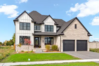 826 Eagletrace Drive, London North, On N6g 0e9