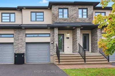 285 Munro Street, Carleton Place, On K7c 0p3