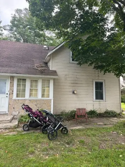 112 Queen Street W, South Bruce Peninsula, On N0h 1p0
