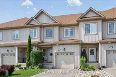 14 Sadler Street, Centre Wellington, On N1m 0e2
