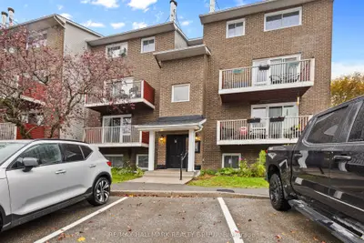 1589 ST BERNARD Street 605, Blossom Park - Airport and Area, ON K1T 3H9