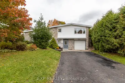 3 WELKIN Crescent, Cityview - Parkwoods Hills - Rideau Shore, ON K2E 5M4