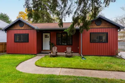 543 Muskoka Rd 3 Road N, Huntsville, On P1h 1c8