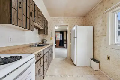 127 Spadina Road E, Kitchener, On N2m 3x5