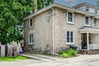 5 George Street S, Cambridge, On N1s 2n3