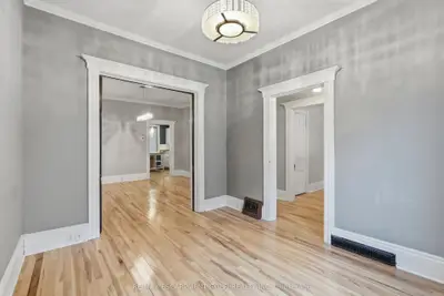 198 Duke Street, Hamilton, On L8p 1y2