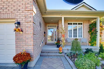 1611 Blackmaple Crescent, London East, On N5y 6l7