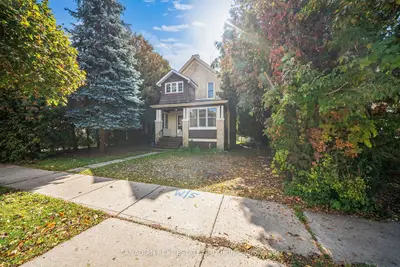 17 Oak Street, Kitchener, On N2g 1l4