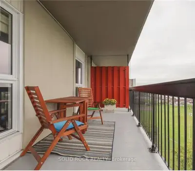 158c Mcarthur Avenue 1209, Vanier And Kingsview Park, On K1k 1h8