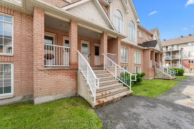 1701 BLOHM Drive 10, Hunt Club - South Keys and Area, ON K1G 6N6