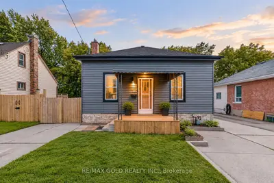 108 Norfolk Avenue, Cambridge, On N1r 3v2