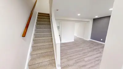 3217 Bannon Way, Blossom Park - Airport And Area, On K1t 1t2