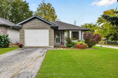 13 Barton Street, Haldimand, On N0a 1e0
