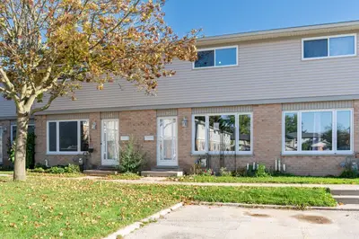 320 Westminister Avenue 16, London South, On N6c 5h5