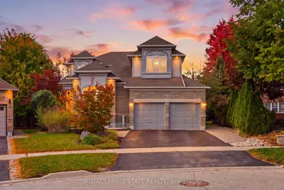 62 Anderson Court, Hamilton, On L9g 4z7