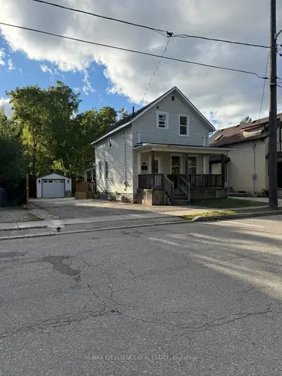 83 Dorset Street, Waterloo, On N2l 3m3