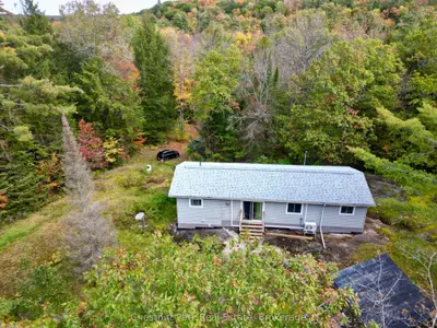 1041 Holiday Park Drive, Bracebridge, On P1l 1w9
