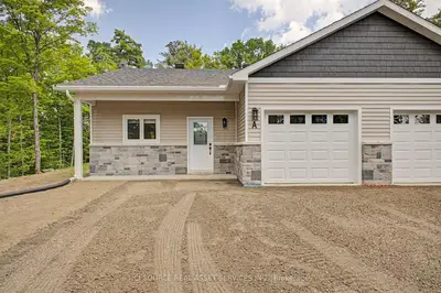 264 Garden Of Eden Road, Horton, On K7v 3z8