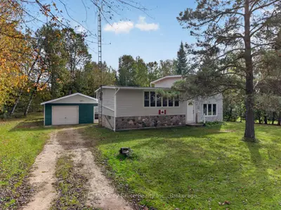 243 Mccullough Lake Drive, Chatsworth, On N0h 2v0