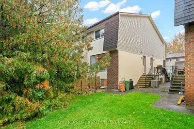 20 SONNET Crescent D, Bells Corners and South to Fallowfield, ON K2H 8W7
