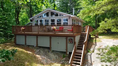 8 Island 1rl Island, Gravenhurst, On P1p 1r3