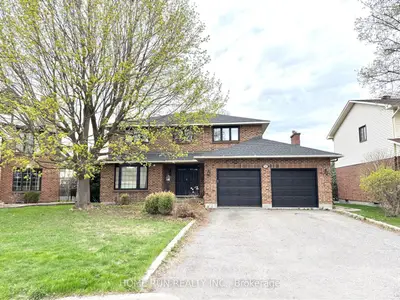 10 Westchester Court, Barrhaven, On K2j 3p9