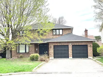 10 Westchester Court, Barrhaven, On K2j 3p9