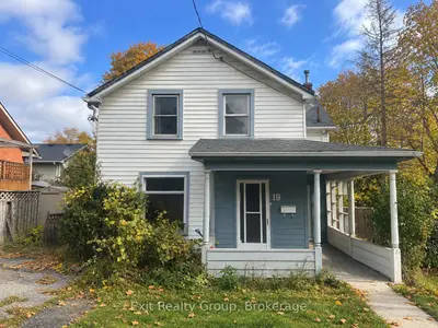 19 Cedar Street, Belleville, On K8p 3l8