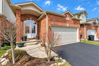 12 Brock Street, Guelph, On N1l 0e3