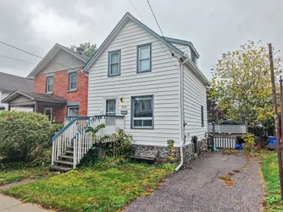 868 Wyld Street, North Bay, On P1b 2a4