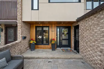550 Foxview Place, Manor Park - Cardinal Glen And Area, On K1k 4c4