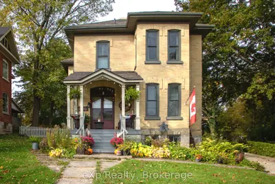 352 Berford Street, South Bruce Peninsula, On N0h 2t0