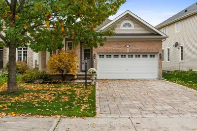 938 Rossburn Crescent, Barrhaven, On K2j 0y5