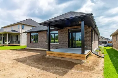 96 Craddock Boulevard, Haldimand, On N0a 1j0