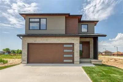 92 Craddock Boulevard, Haldimand, On N0a 1j0