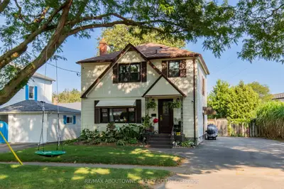 2 Thorndale Avenue C, St. Catharines, On L2r 6a3