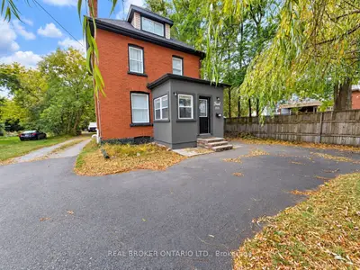 826 Beach Boulevard, Hamilton, On L8h 6z4