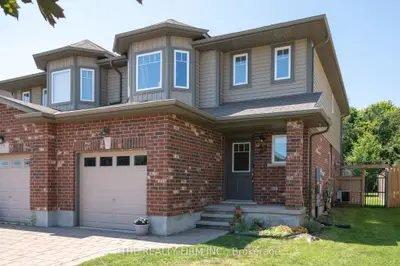 27 LEESBORO Trail, Thames Centre, ON N0M 2P0