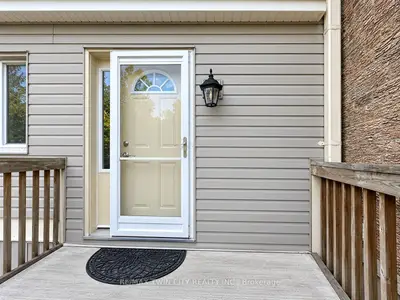 30 Green Valley Drive 100, Kitchener, On N2p 1g8