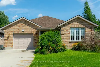 2 ORIOLE Crescent, Woodstock, ON N4T 1T1