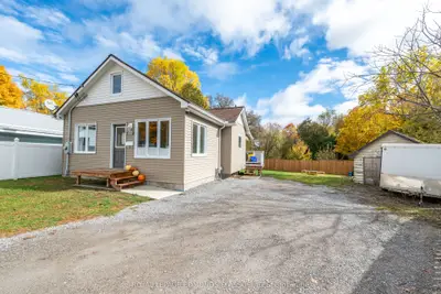 465a Francis Street A, Pembroke, On K8a 4x9